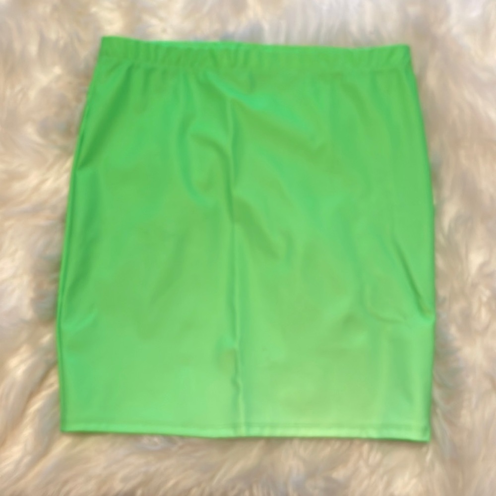 Neon green mini skirt-never worn - Picture 1 of 1